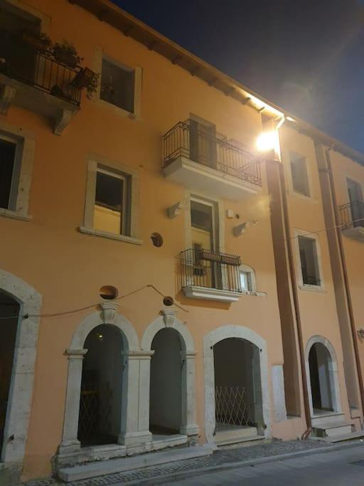 Casa Vacanze Donna Lucia Castel Di Sangro Exterior foto